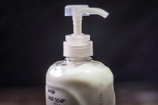 Сделай сам: Как сделать жидкое мыло из обмылков