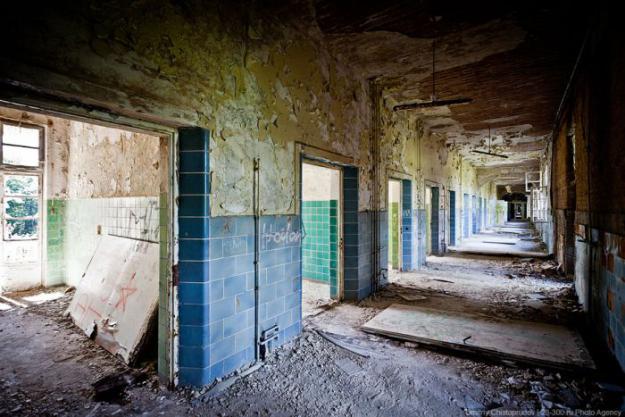 Заброшенный советский госпиталь на территории Германии