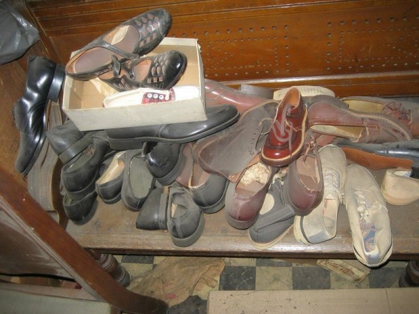 Обувной магазин закрытый более 40 лет