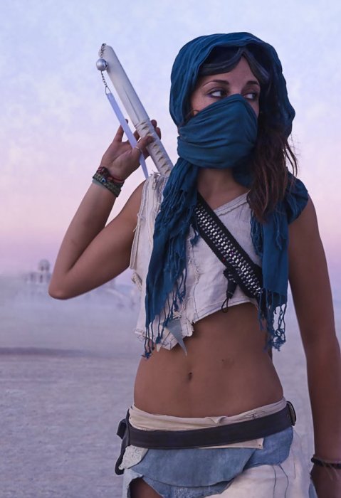 Участницы фестиваля Burning Man (24 фото)