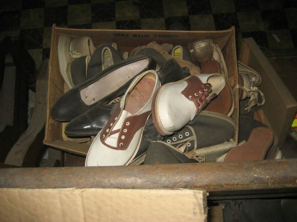 Обувной магазин закрытый более 40 лет