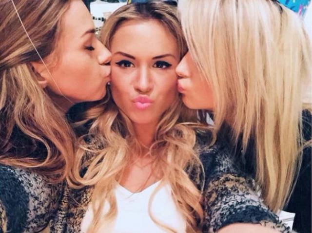Три румынские сестры покорили социальные сети