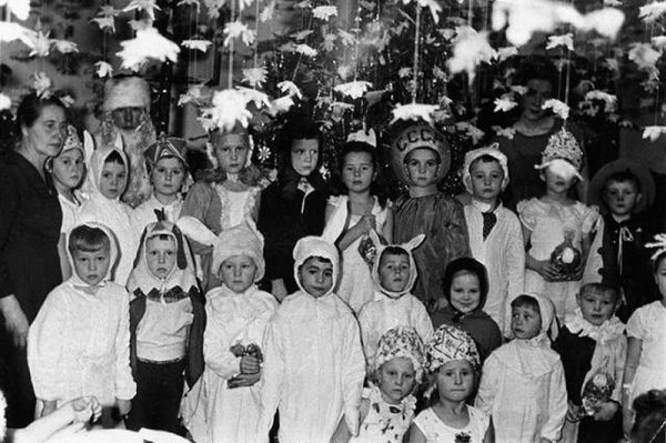 10 самых популярных костюмов новогодних детских утренников в СССР