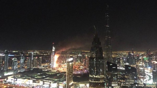 В центре Дубая полыхает небоскреб. Дубай, ОАЭ, пожары. НТВ.Ru: новости, видео, программы телеканала НТВ