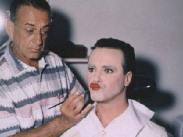 Каким мог быть фильм "В джазе только девушки" в цвете: редкие архивные снимки Мэрилин Монро
