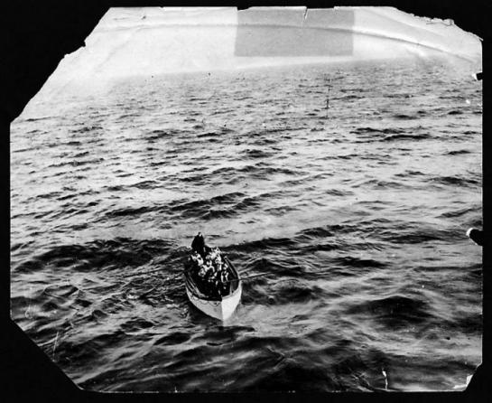 Спасение людей с Титаника (20 фото)