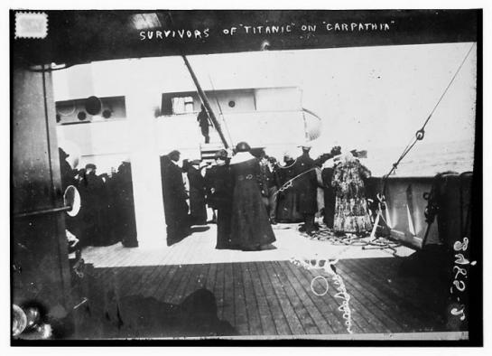 Спасение людей с Титаника (20 фото)
