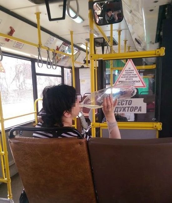 В Перми пьяная девушка-кондуктор бесплатно прокатила пассажиров