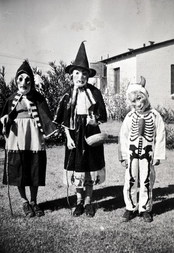 100 винтажных костюмов на Хэллоуин - это настоящий страх