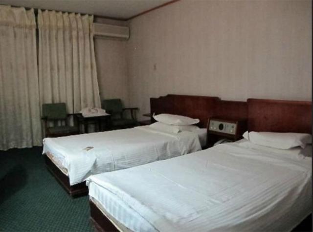 Шестизвездочный северокорейский отель, который туристы сравнивают с тюрьмой