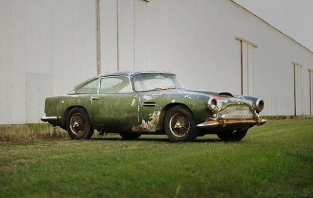 Aston Martin DB4, простоявший 40 лет в лесу, продадут за полмиллиона долларов