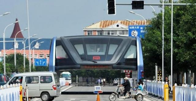 Прототип «автобуса будущего» TEB бросили на окраине Шанхая