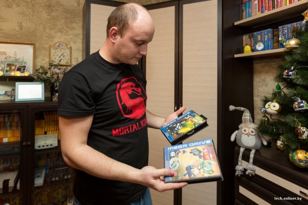 Консольная ностальгия: минчанин собрал коллекцию игровых приставок и более 500 картриджей к ним
