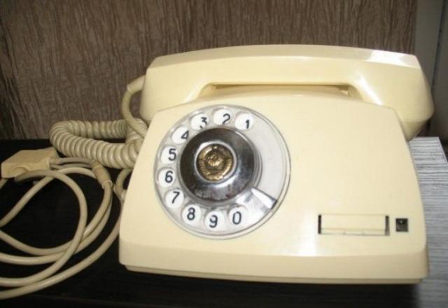 Круче, чем айфон: неубиваемые советские телефоны