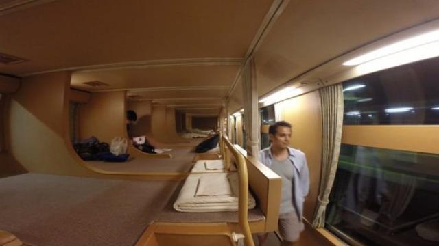 Вагоны-спальни японских экспресс-поездов