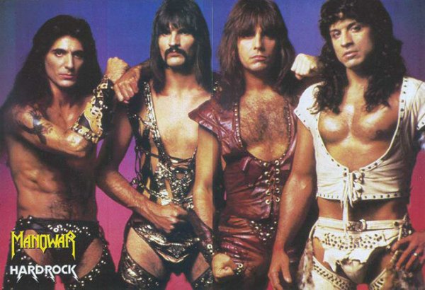 80-е года прошлого века выдались тяжелыми для костюмеров рок-музыкантов