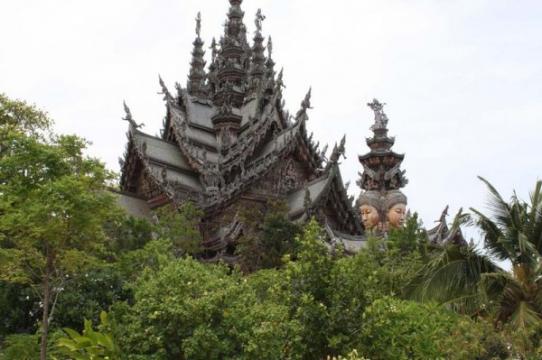 Храм истины в в Паттайе, Таиланд