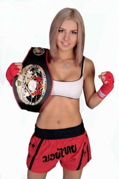 Первая красавица тайского бокса Екатерина Вандарьева